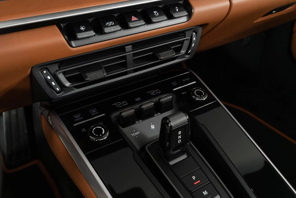2024 Porsche 992 Turbo - Image 6 of 31