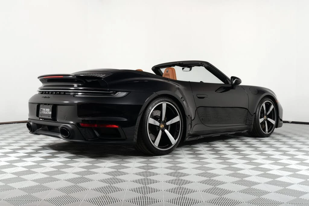 2024 Porsche 992 Turbo - Image 8 of 31