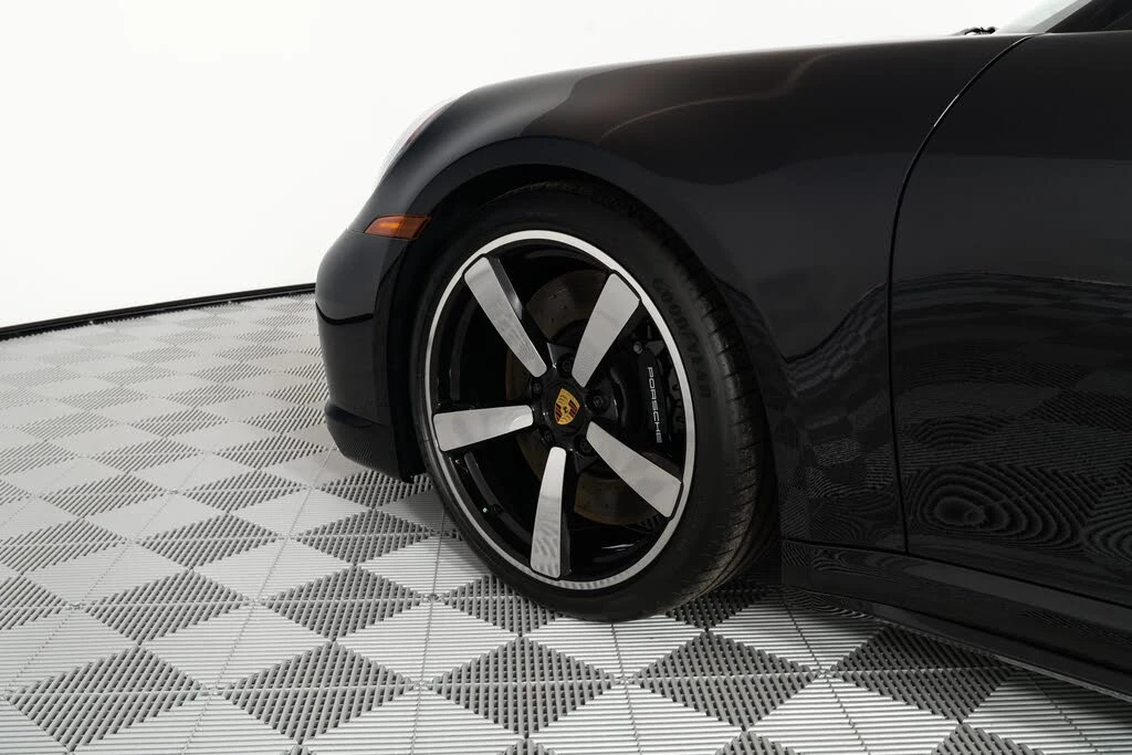 2024 Porsche 992 Turbo - Image 13 of 31