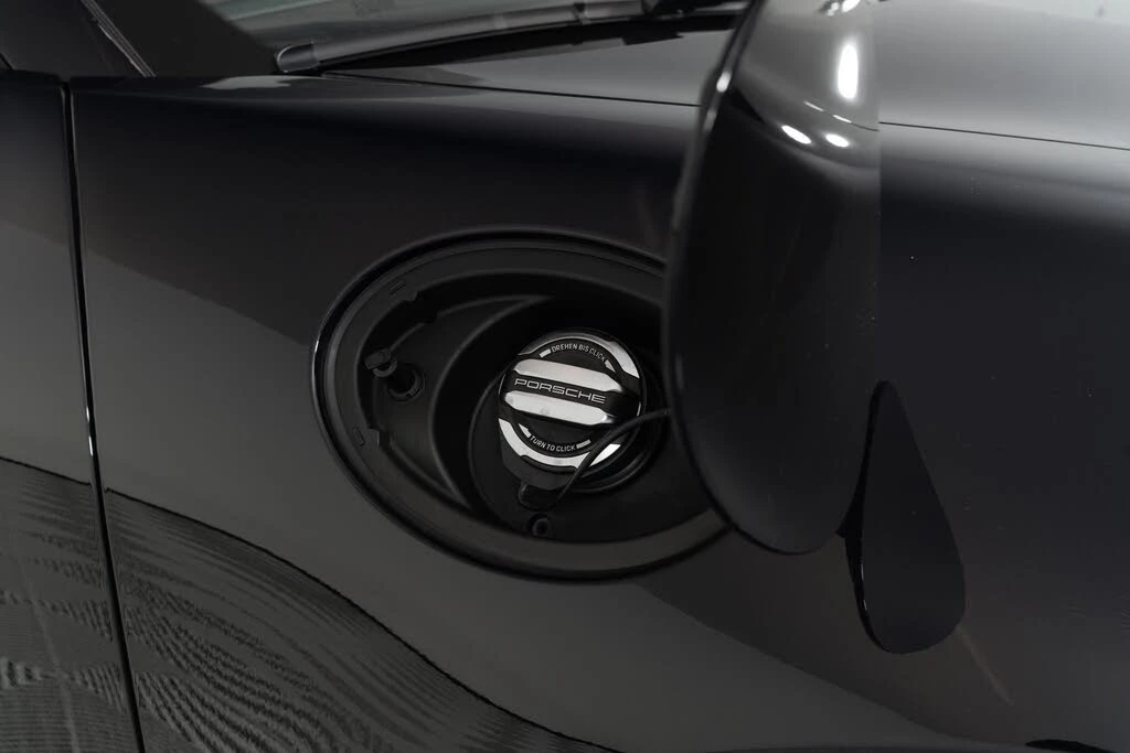 2024 Porsche 992 Turbo - Image 18 of 31