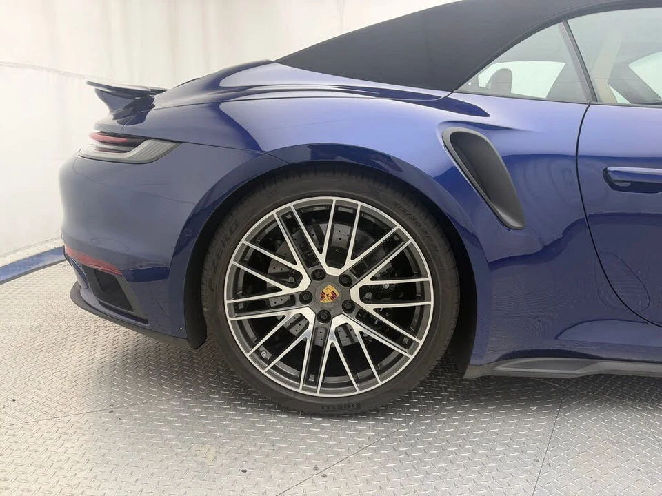 2024 Porsche 992 Turbo - Image 13 of 31