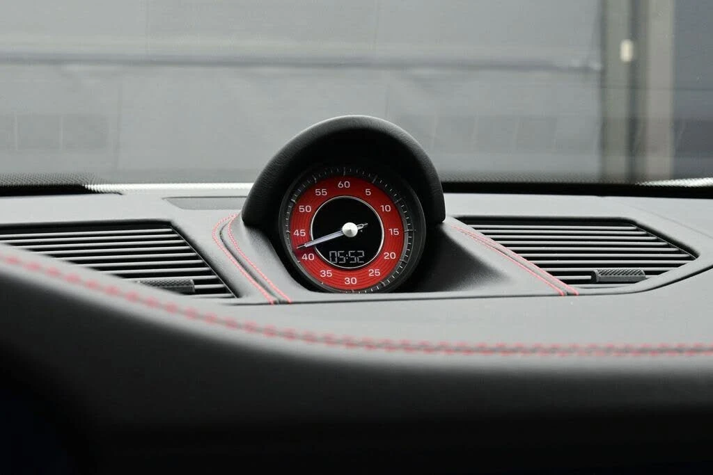 2024 Porsche 992 Turbo - Image 16 of 30