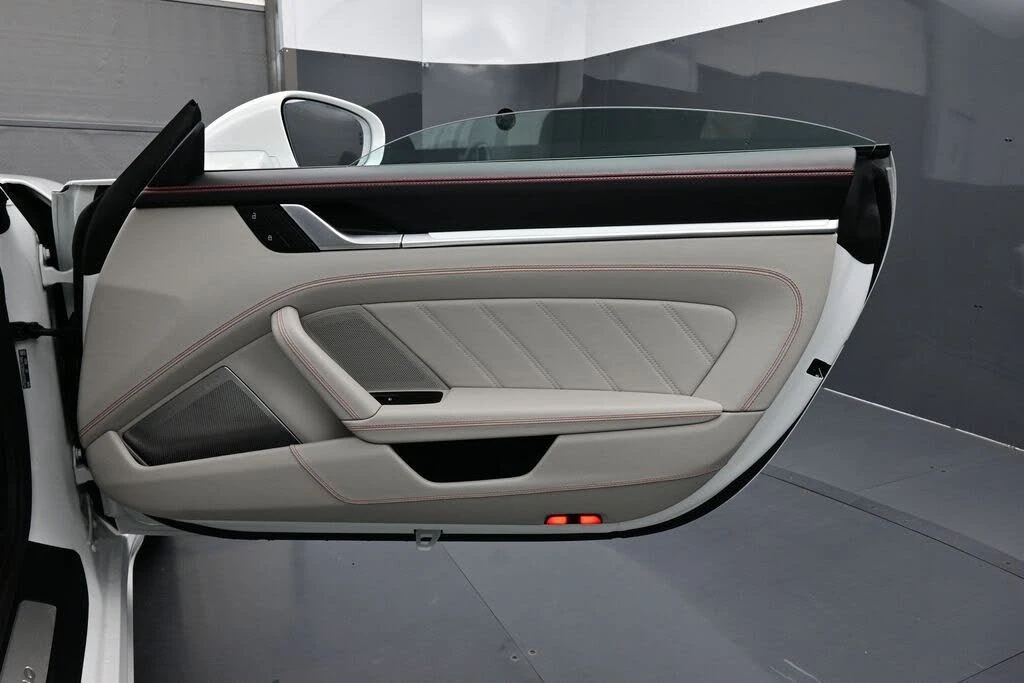 2024 Porsche 992 Turbo - Image 11 of 30