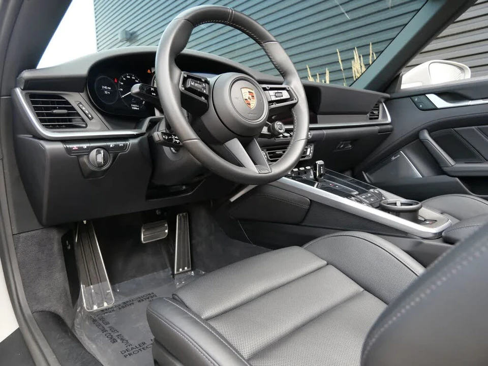 2024 Porsche 992 Turbo - Image 4 of 28