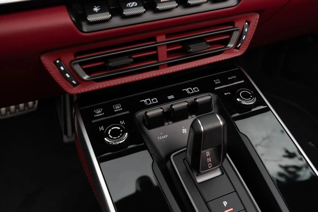 2024 Porsche 992 Turbo - Image 29 of 31
