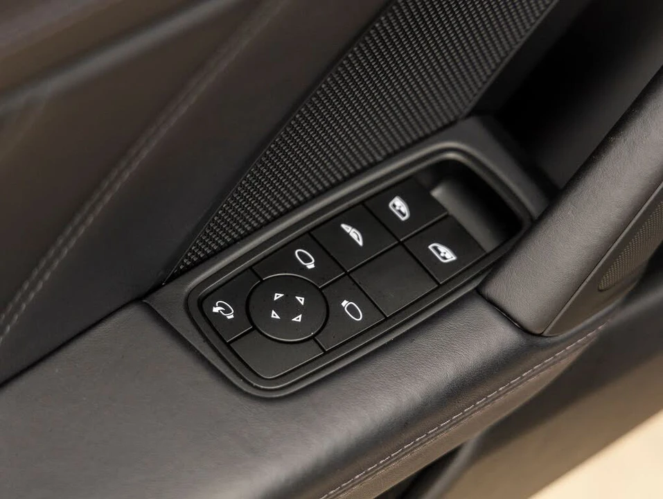 2024 Porsche 992 Turbo - Image 26 of 31