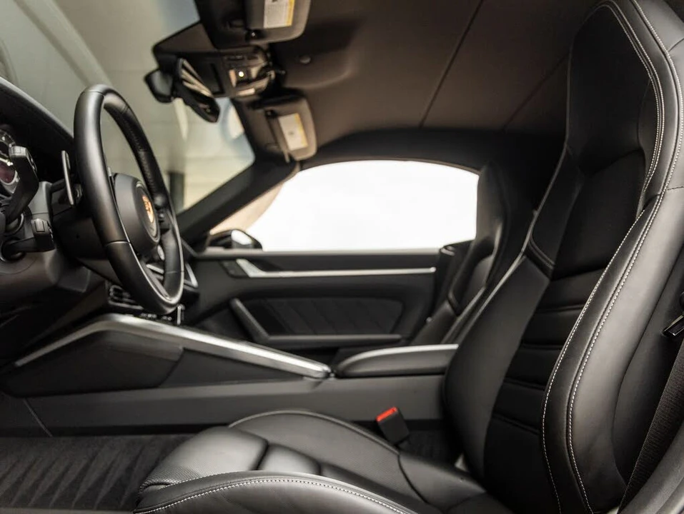 2024 Porsche 992 Turbo - Image 28 of 31