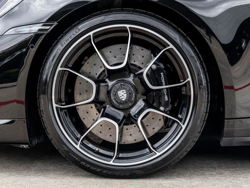 2024 Porsche 992 Turbo - Image 14 of 31