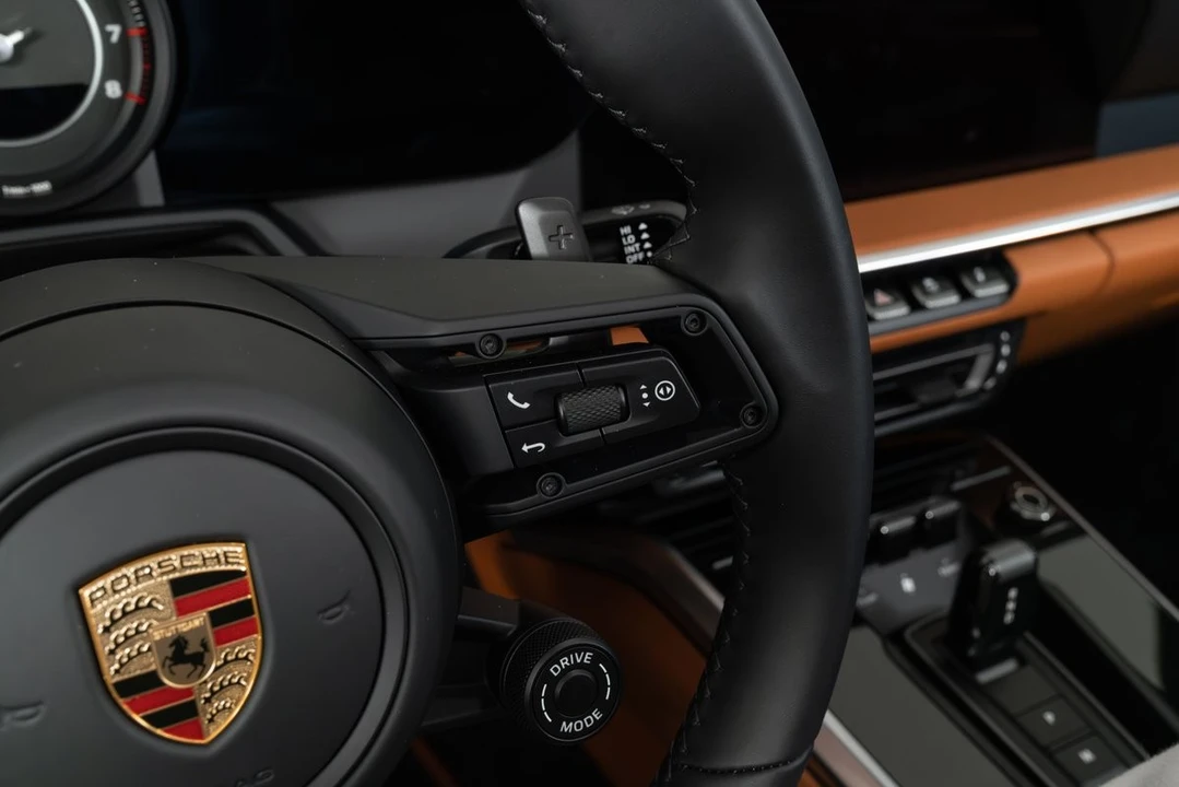 2024 Porsche 992 Turbo - Image 24 of 31