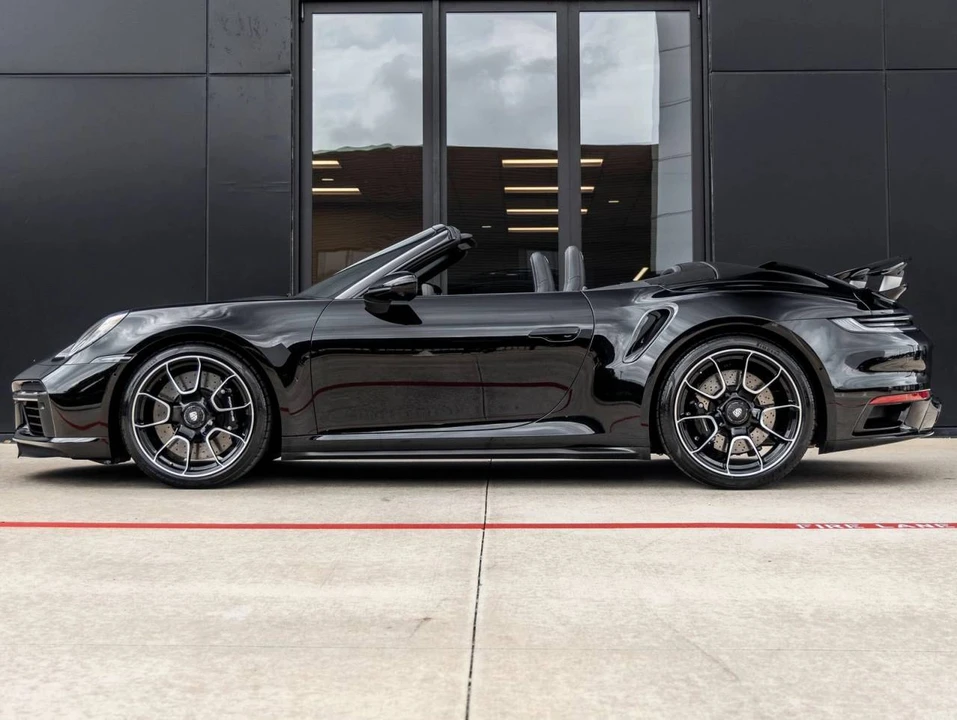 2024 Porsche 992 Turbo - Image 2 of 4