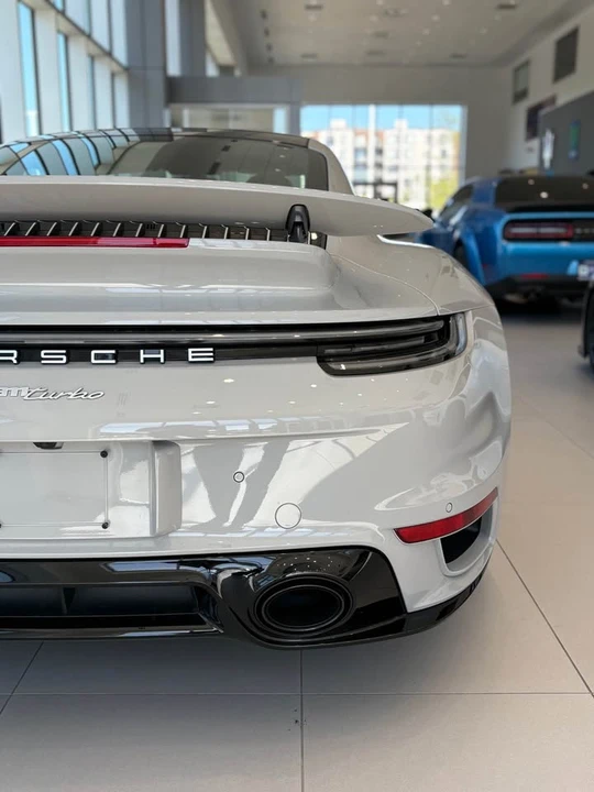 2024 Porsche 992 Turbo - Image 6 of 11
