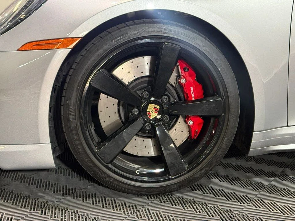 2024 Porsche 992 Turbo - Image 15 of 26