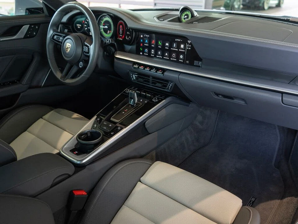 2024 Porsche 992 Turbo - Image 11 of 31