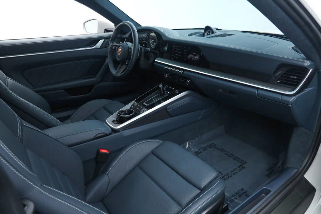 2024 Porsche 992 Turbo - Image 15 of 31