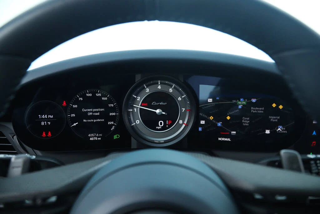 2024 Porsche 992 Turbo - Image 25 of 31