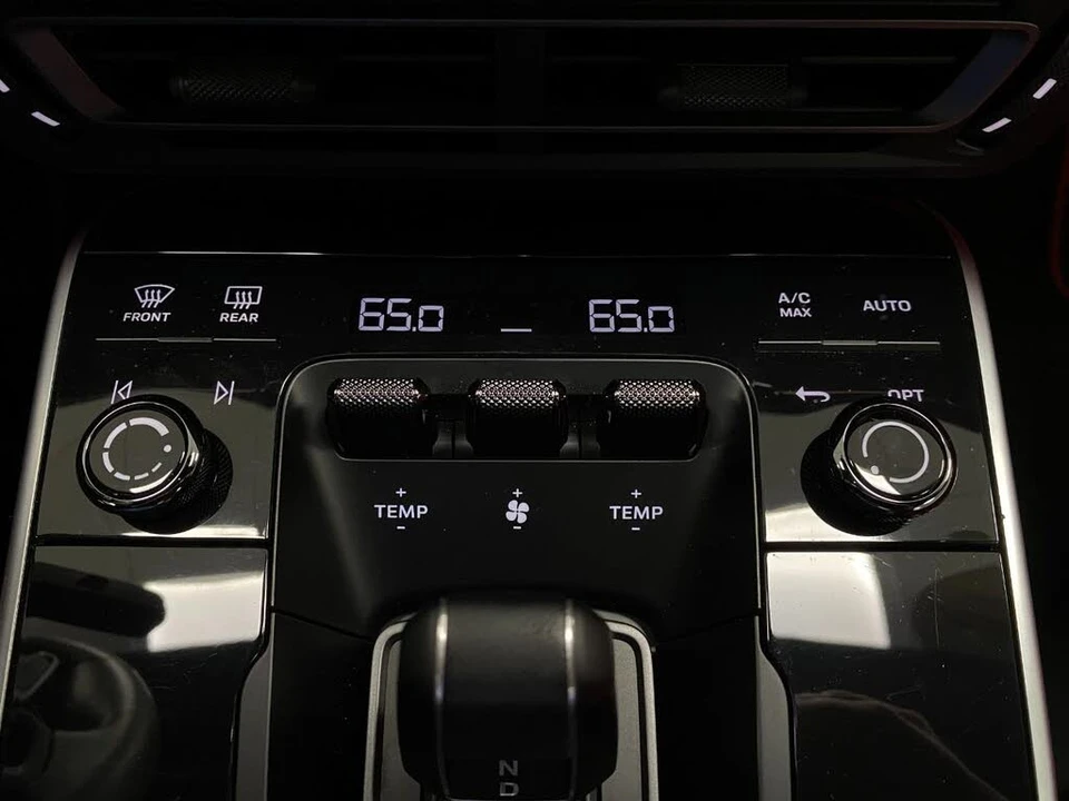 2024 Porsche 992 Turbo - Image 30 of 31