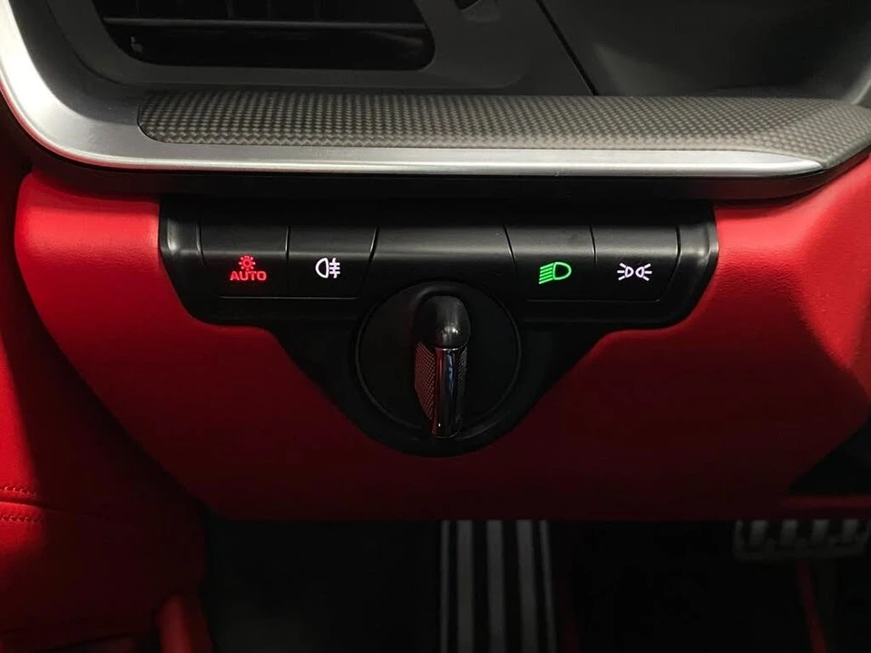 2024 Porsche 992 Turbo - Image 16 of 31