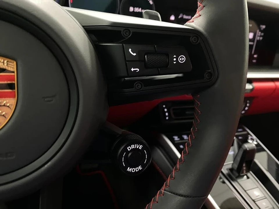 2024 Porsche 992 Turbo - Image 19 of 31