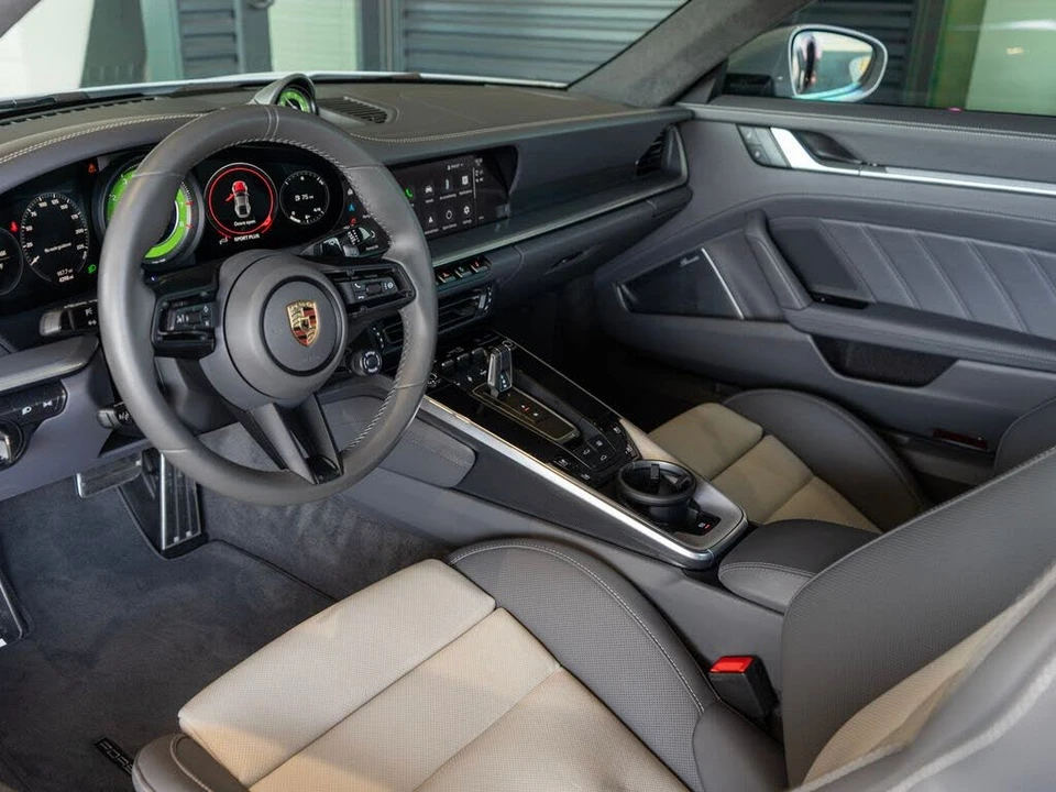2024 Porsche 992 Turbo - Image 5 of 31