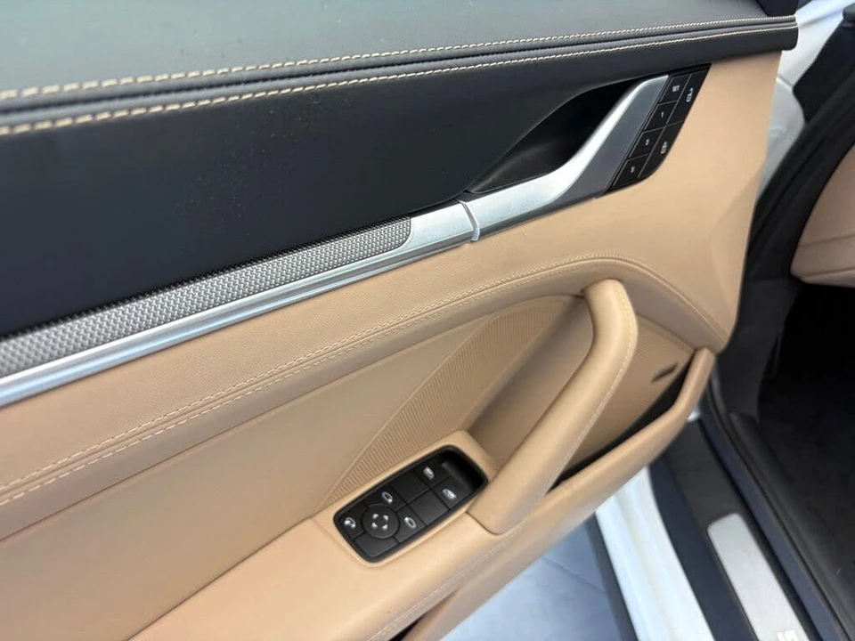 2024 Porsche 992 Turbo - Image 21 of 22