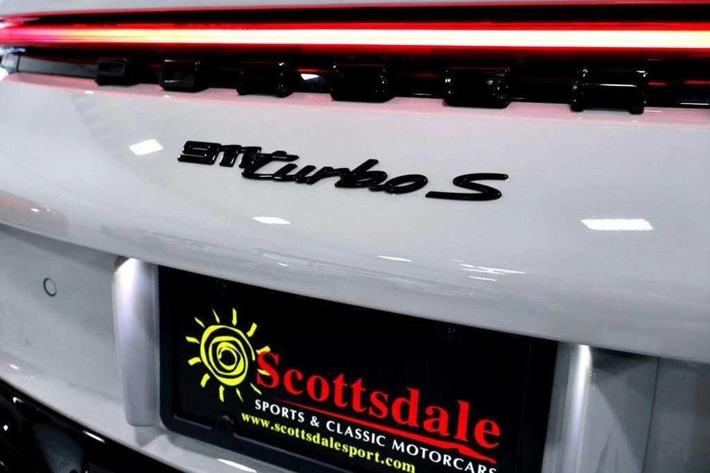 2024 Porsche 992 Turbo - Image 9 of 19