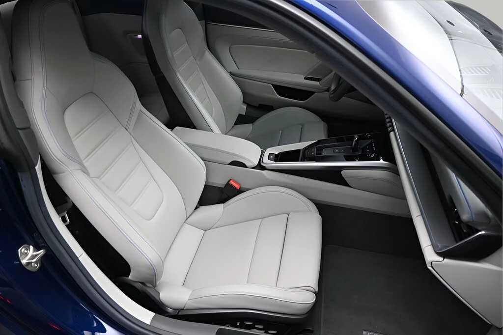 2024 Porsche 992 Turbo - Image 10 of 31