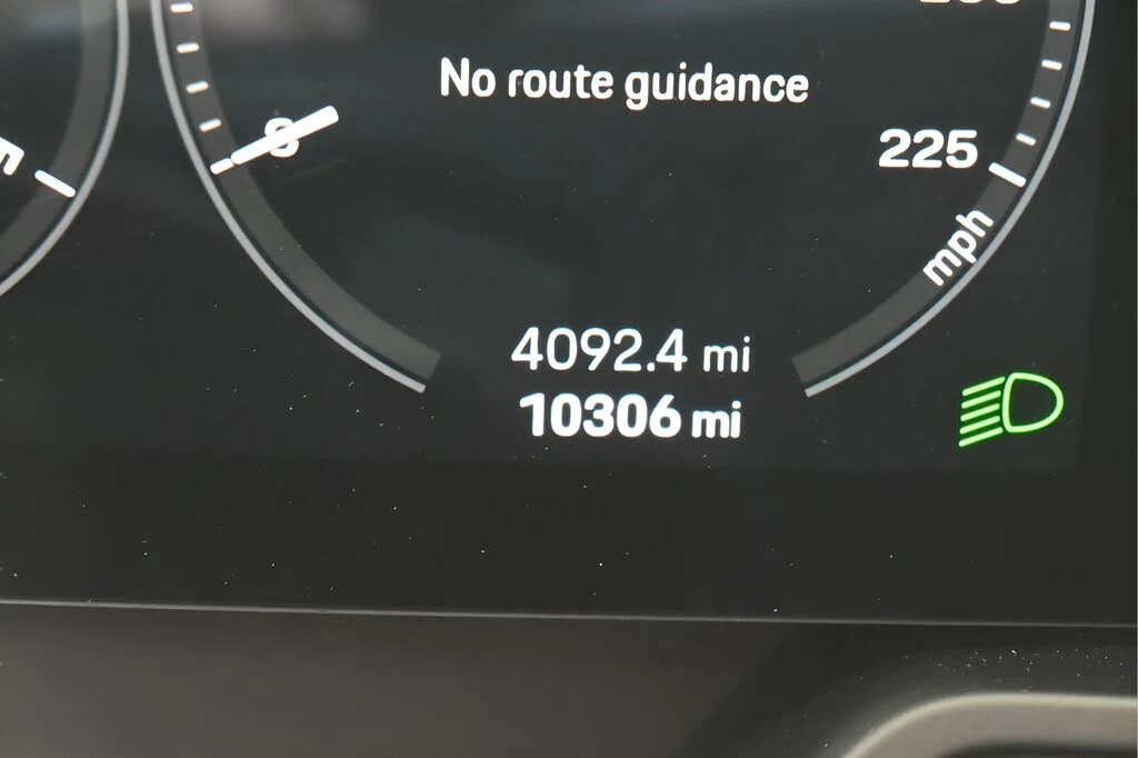 2024 Porsche 992 Turbo - Image 19 of 31