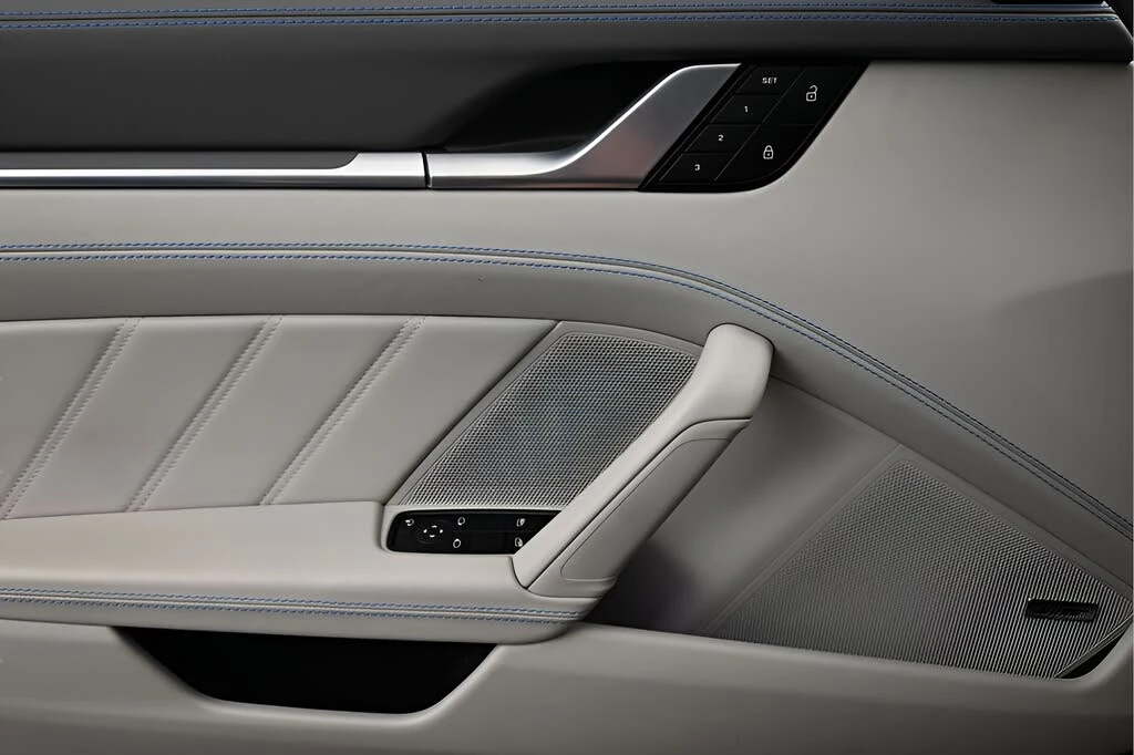 2024 Porsche 992 Turbo - Image 12 of 31