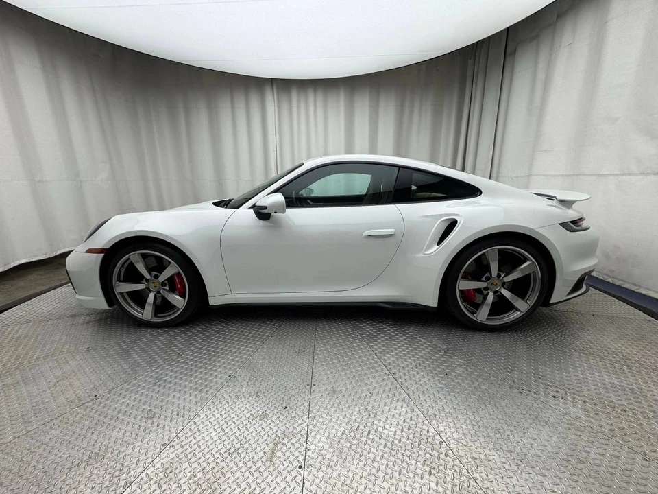 2024 Porsche 992 Turbo - Image 2 of 5