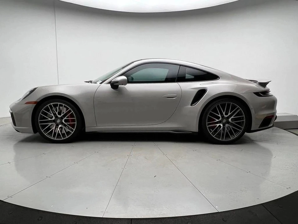 2024 Porsche 992 Turbo - Image 2 of 5