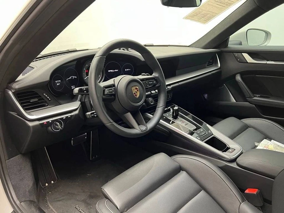 2024 Porsche 992 Turbo - Image 4 of 5