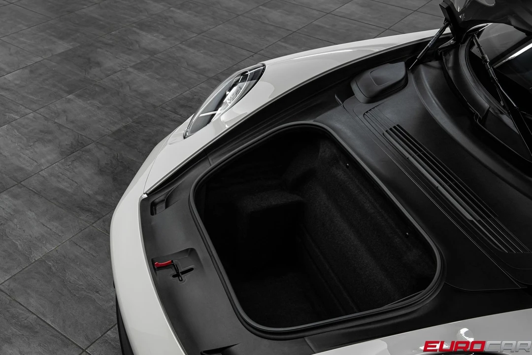 2024 Porsche 992 Turbo - Image 10 of 31