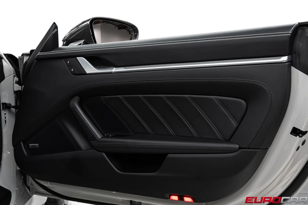 2024 Porsche 992 Turbo - Image 25 of 31