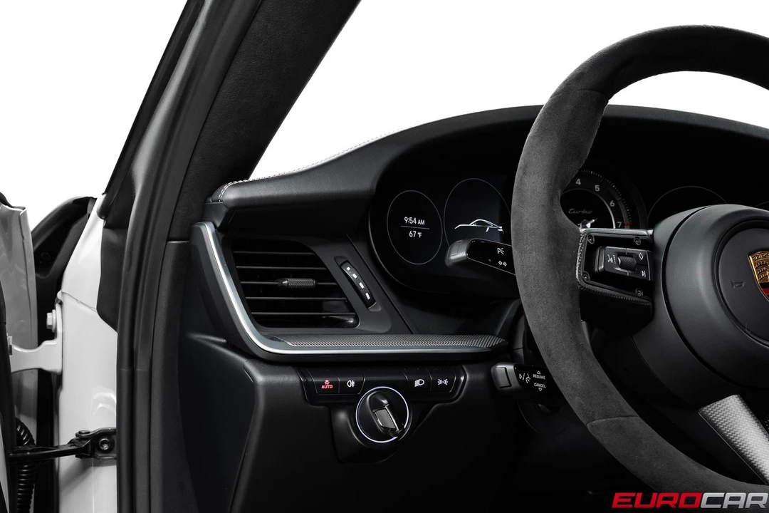 2024 Porsche 992 Turbo - Image 28 of 31