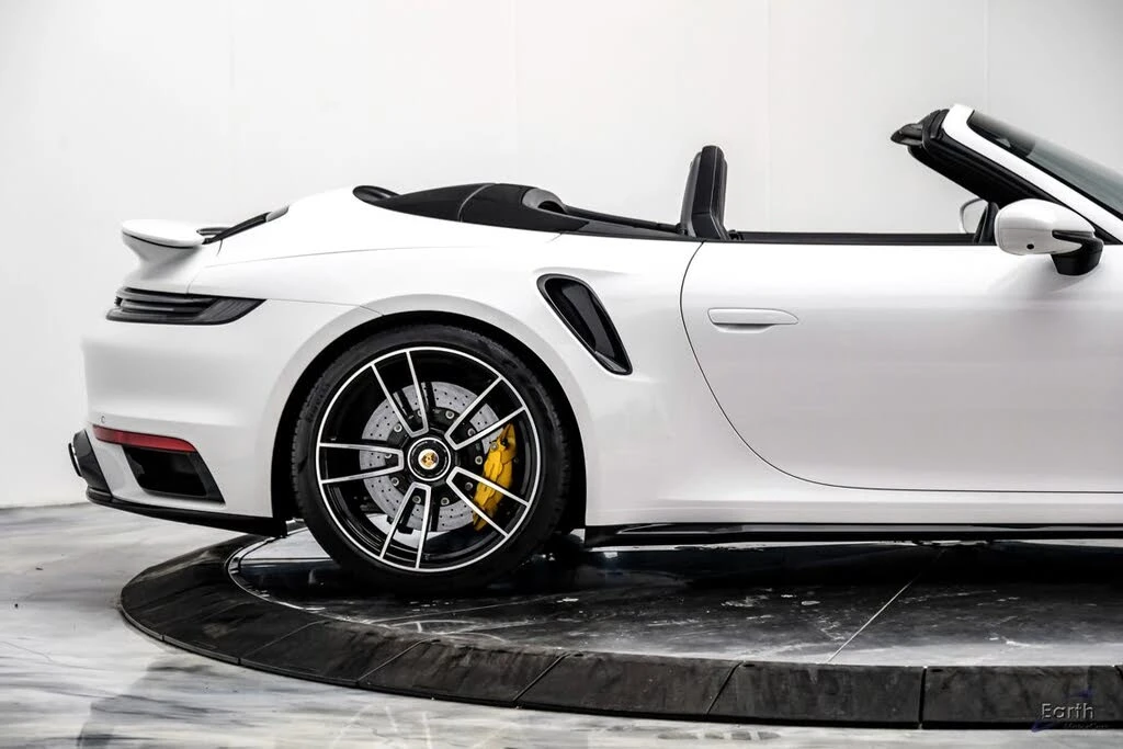 2024 Porsche 992 Turbo S - Image 27 of 31