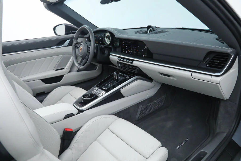 2024 Porsche 992 Turbo S - Image 18 of 31