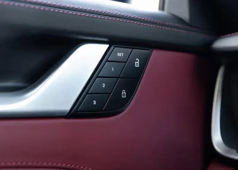 2024 Porsche 992 Turbo S - Image 22 of 31
