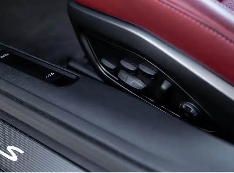 2024 Porsche 992 Turbo S - Image 26 of 31