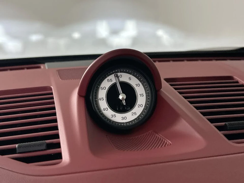 2024 Porsche 992 Turbo S - Image 26 of 31