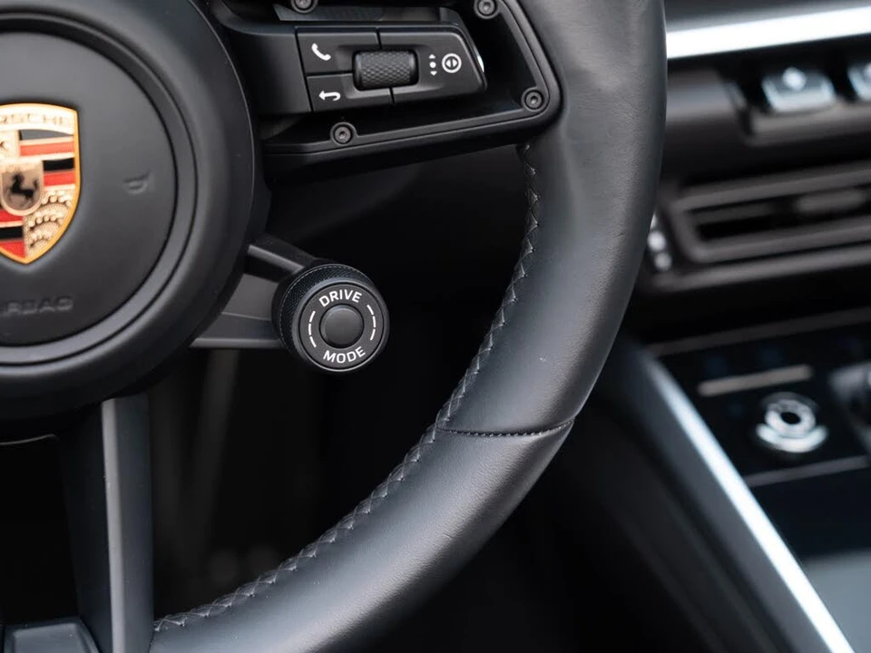 2024 Porsche 992 Turbo S - Image 27 of 31