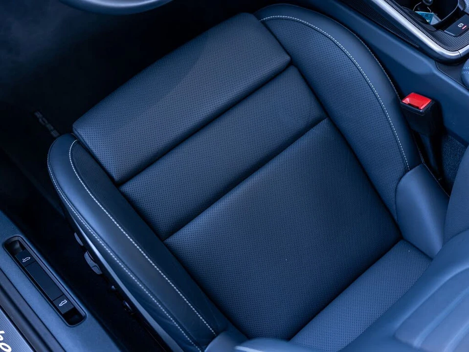 2024 Porsche 992 Turbo S - Image 28 of 31