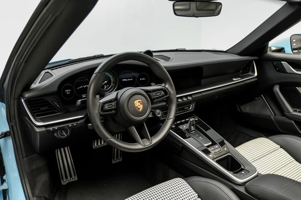 2024 Porsche 992 Turbo S - Image 12 of 31