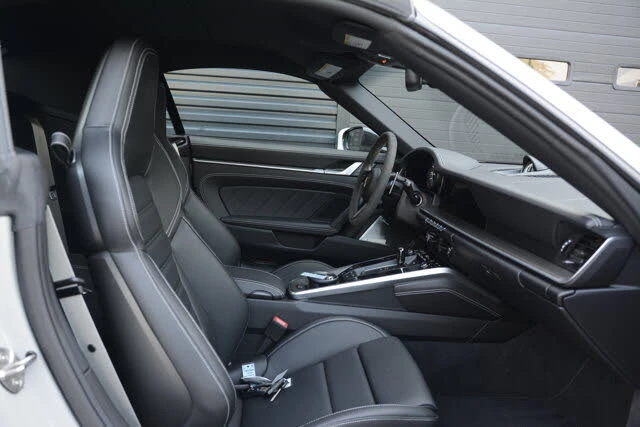 2024 Porsche 992 Turbo S - Image 27 of 31