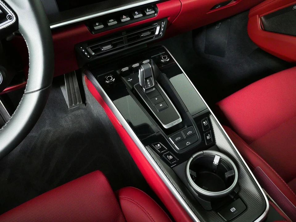 2024 Porsche 992 Turbo S - Image 14 of 31