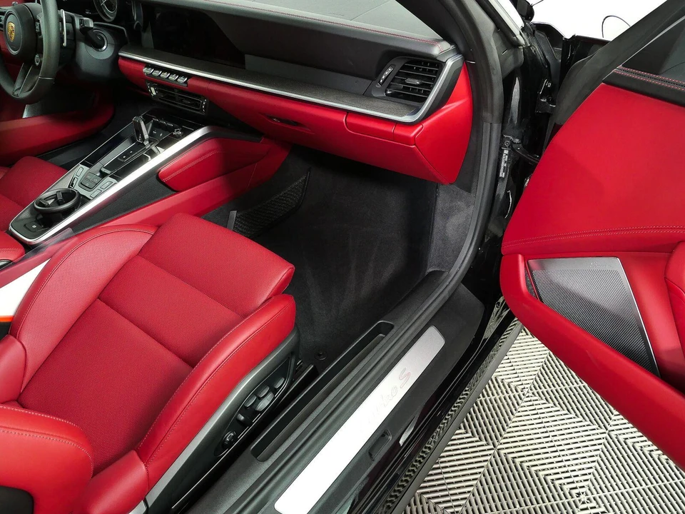 2024 Porsche 992 Turbo S - Image 20 of 31