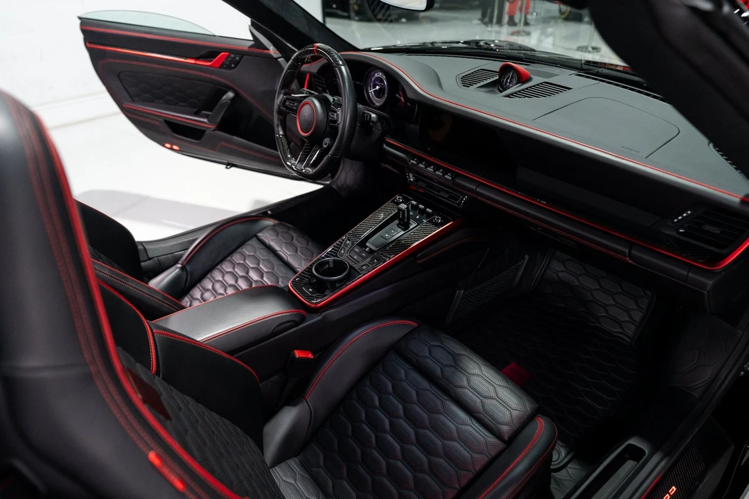 2024 Porsche 992 Turbo S - Image 23 of 31