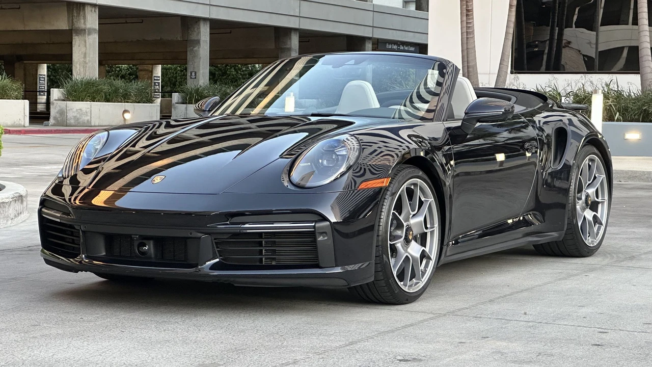 2024 Porsche 992 Turbo S - Image 13 of 31