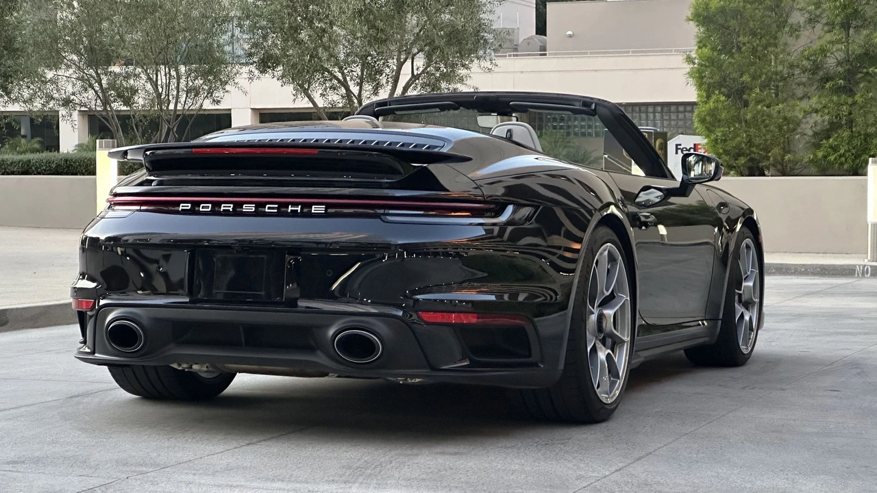 2024 Porsche 992 Turbo S - Image 19 of 31