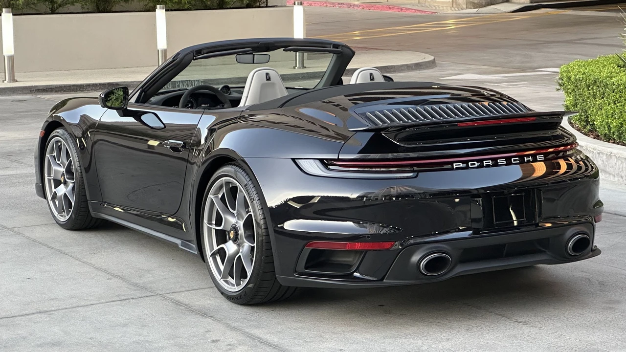 2024 Porsche 992 Turbo S - Image 22 of 31
