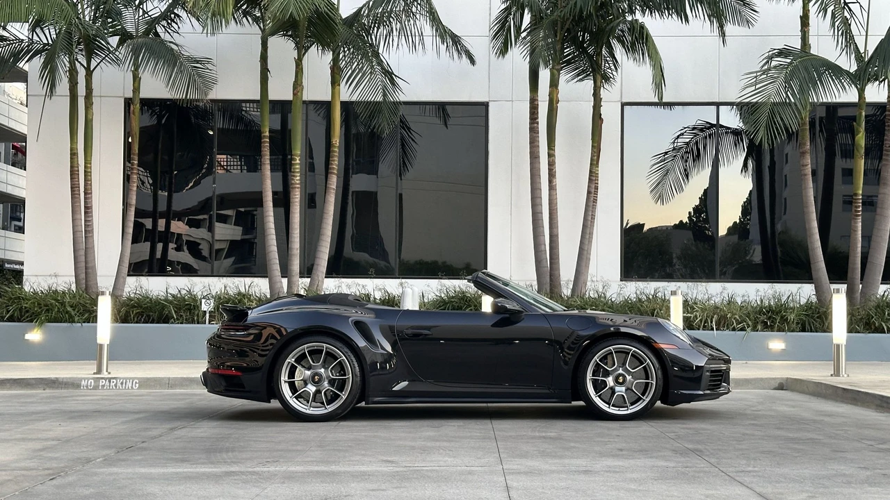 2024 Porsche 992 Turbo S - Image 28 of 31